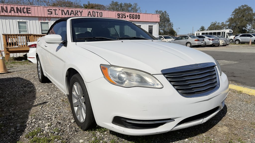 2012 Chrysler 200